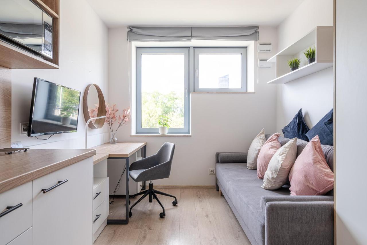 Rentplanet - Studio Dyrekcyjna Wroclaw Luaran gambar