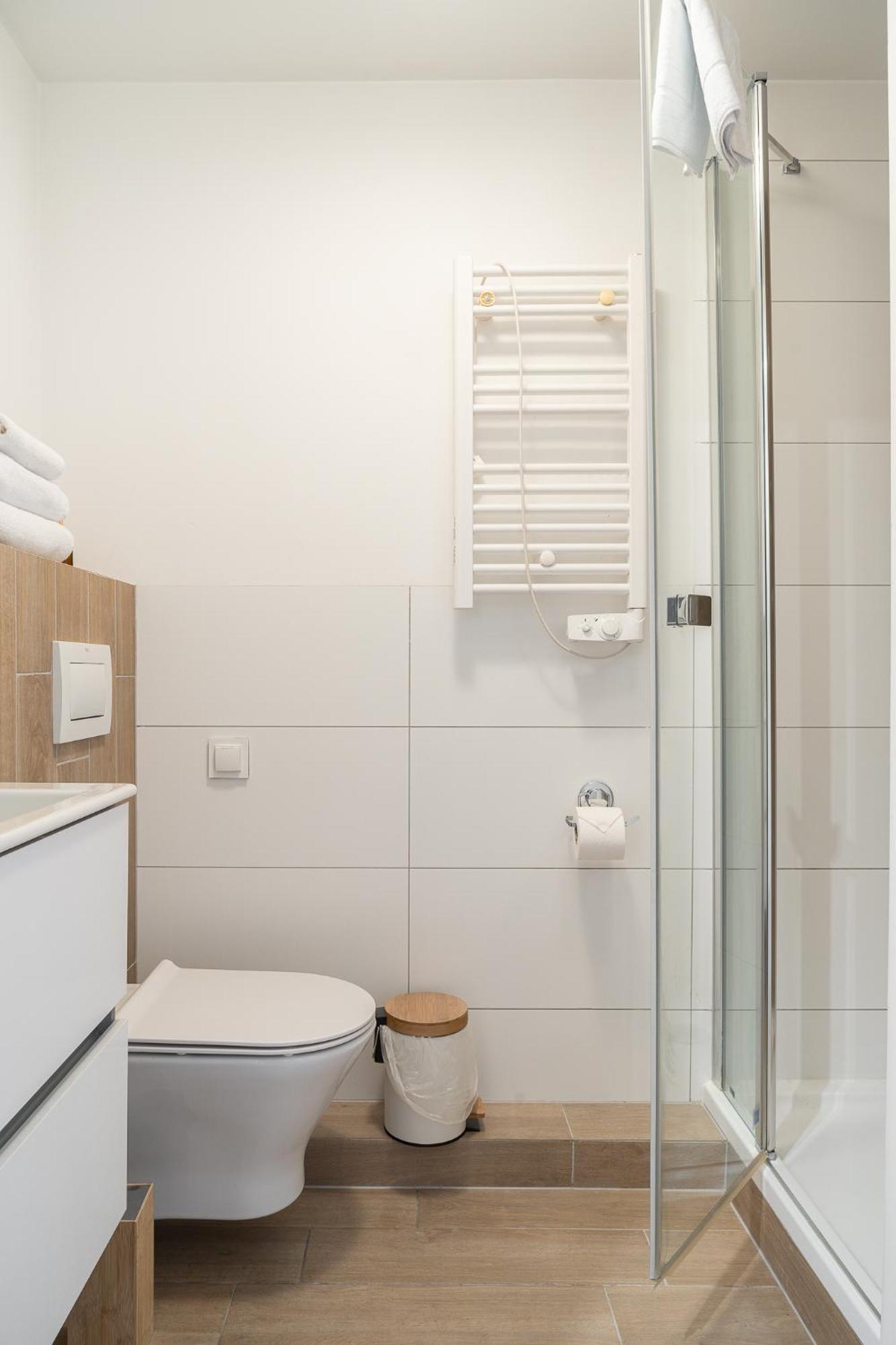 Rentplanet - Studio Dyrekcyjna Wroclaw Luaran gambar